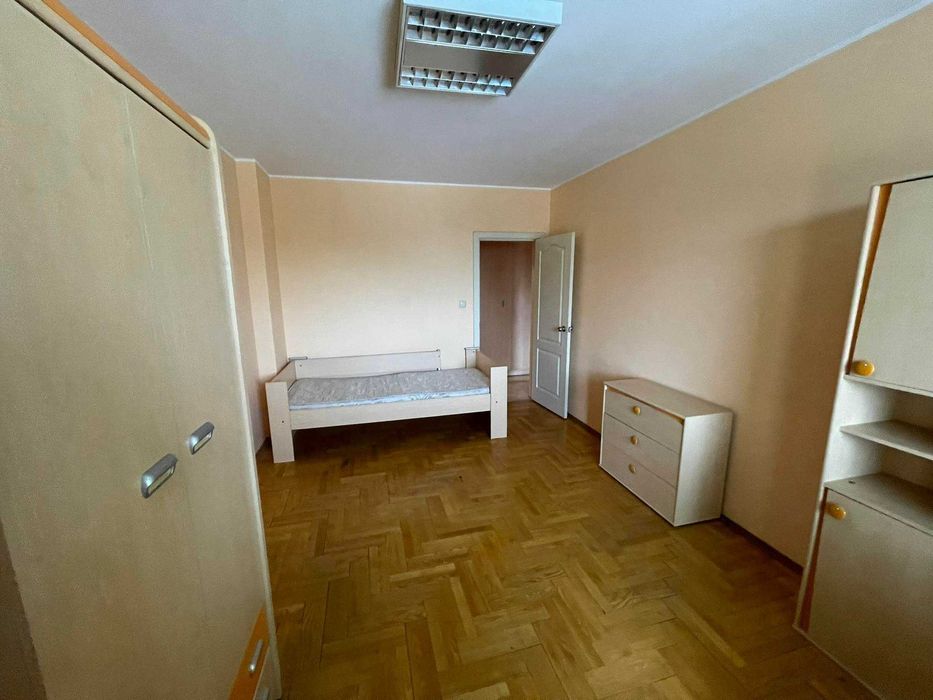 Дава се под наем Тристаен апартамент в София, Стрелбище - 123 кв.м за 600 € - Снимка #4