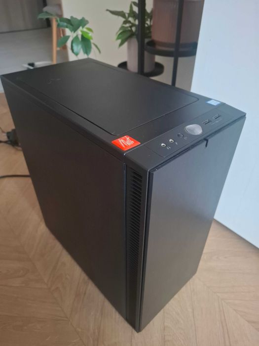 Геймърски компютър - i5-9600k/8GB GPU/16GB RAM/500GB SSD