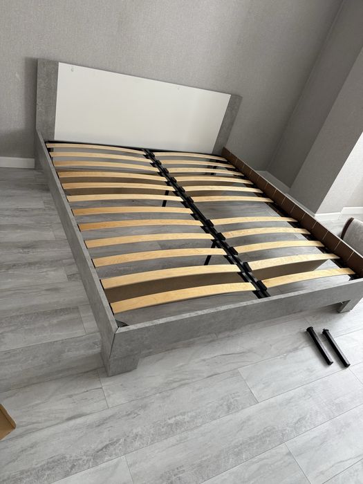 Отдам даром двухспальный кровать