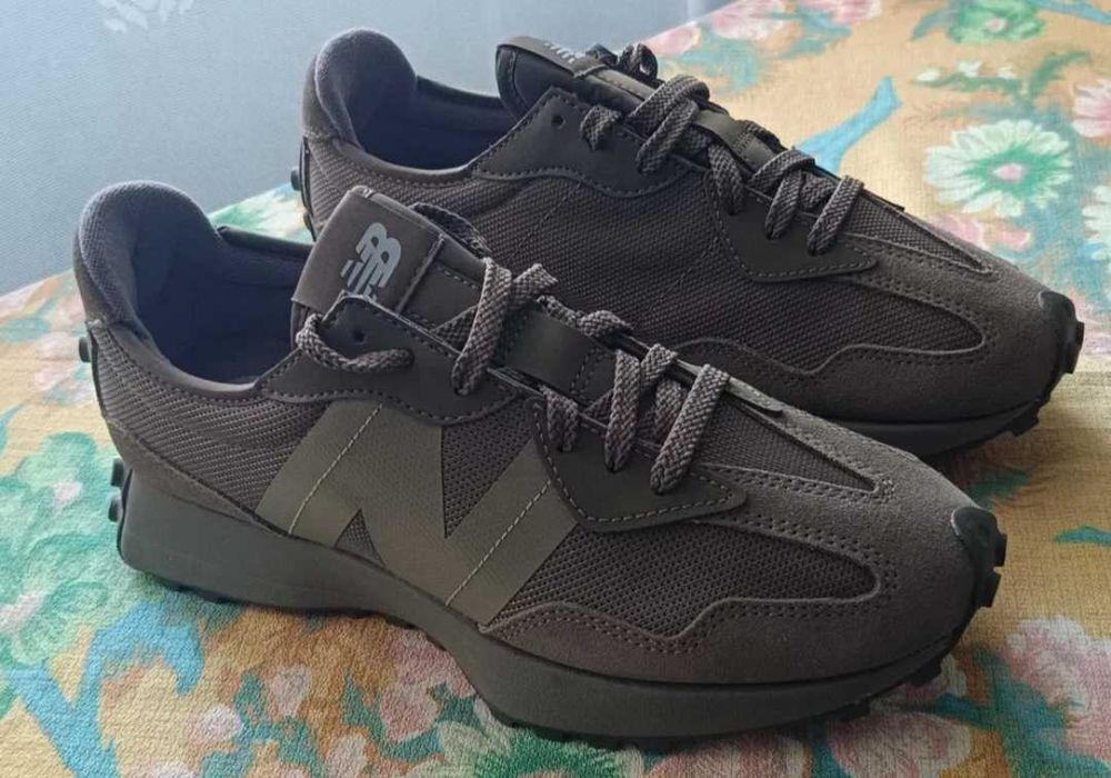 Маратонки NEW BALANCE 327 размер 43 и PUMA Mirage Sport размер 44. Нови.