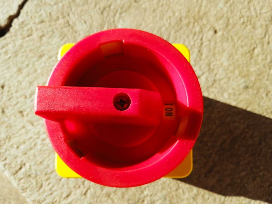 Intrerupatoare principale de panou 25A.