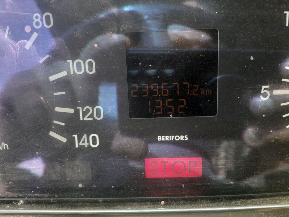 Mercedes Benz euro 2.  сотилади