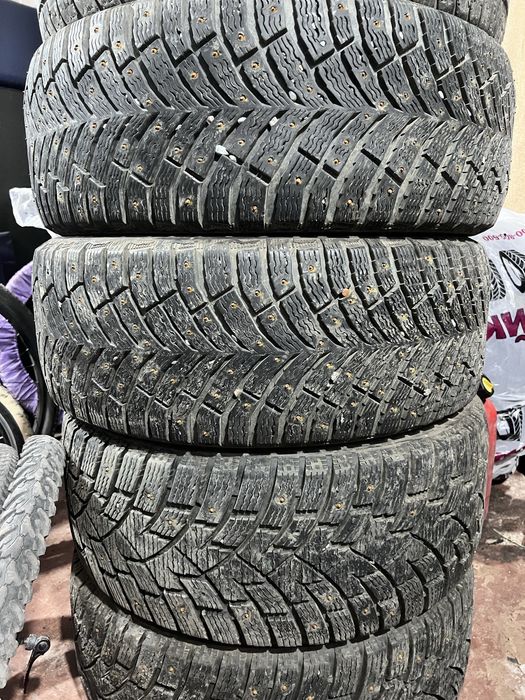 Продам резину michelin