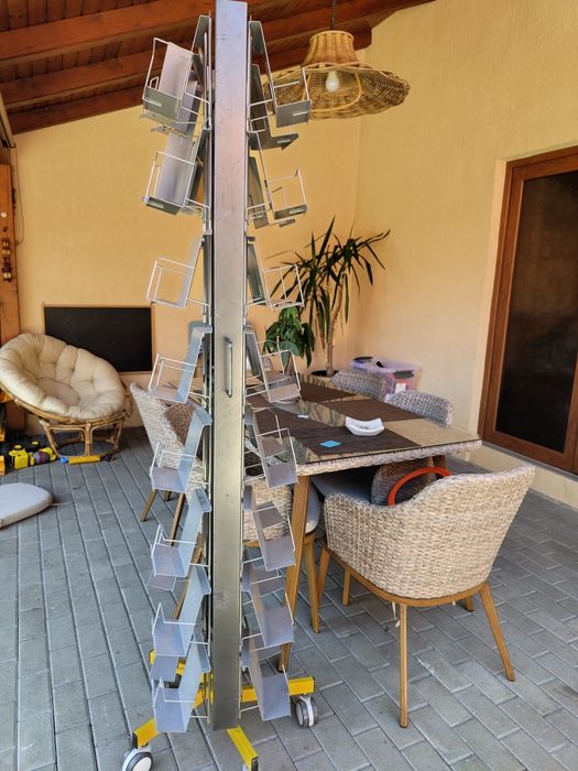 Stand carti, flyere, reviste magazin, metalic 1.80, rotativ