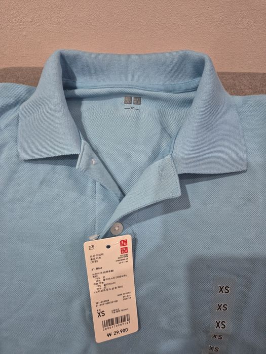 В наличии поло Uniqlo