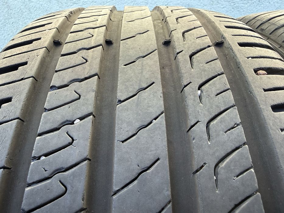 4бр 245/45/18 на 6,8мм с 22дот Барум