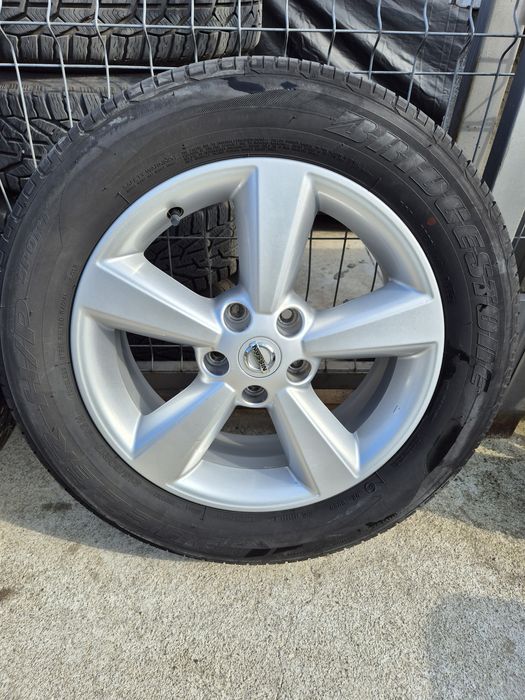 Джанти Nissan 17 цола , 5х114,3 , 6.5j ,et40 215/60/17 Renault Toyota