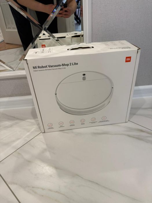 Mi Robot Vacuum-Mop 2 Lite