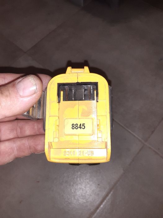 Lanterna led Dewalt DCL 040