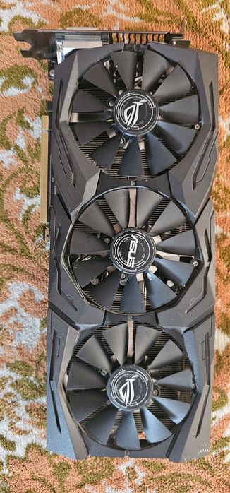 Placa video ASUS GTX 1060 STRIX GAMING O6G 6GB GDDR5 192-bit LA 410 RON