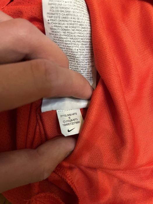 tricou nike rosu