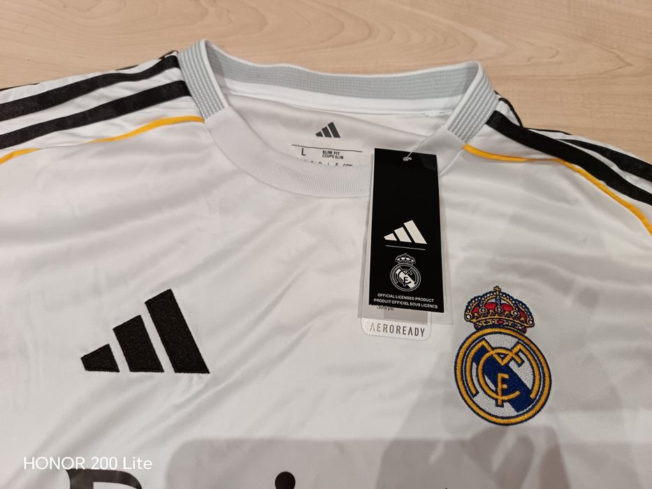 Футболна тениска- Нова. Високо качество