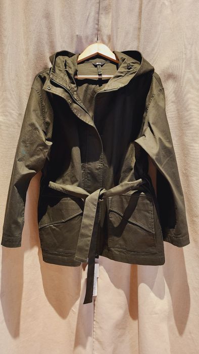 Зеленая куртка Uniqlo, размер S-М