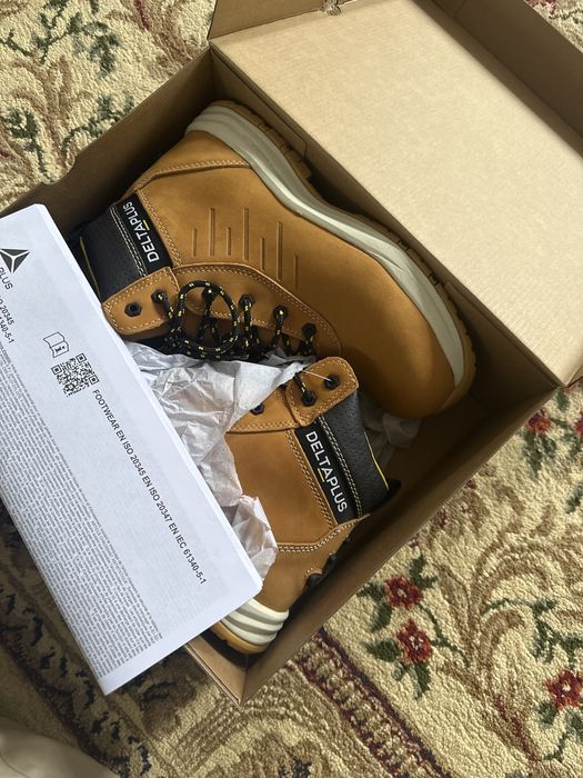 Спец обувь Delta plus сатылады новый delta