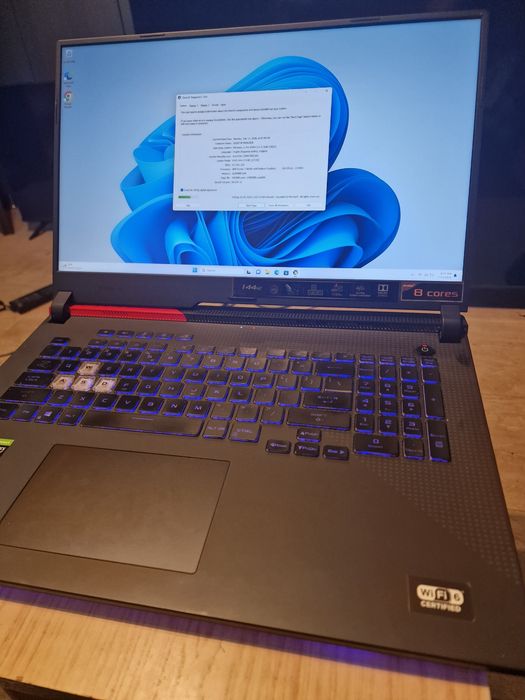 Laptop Asus Strix G713