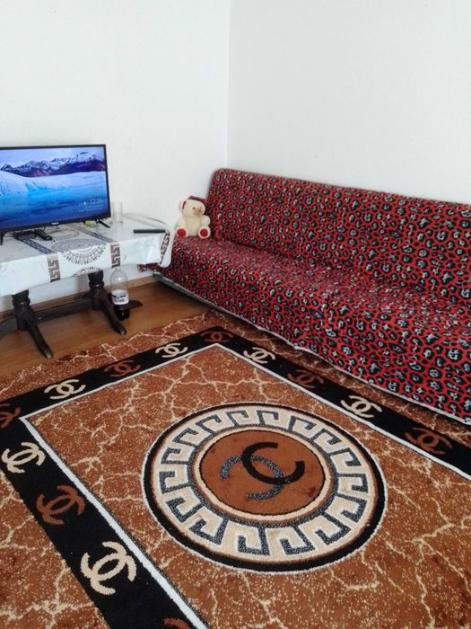 Дава се под наем Двустаен апартамент в Плевен, Дружба 1 - 75 кв.м за 306 € - Снимка #1