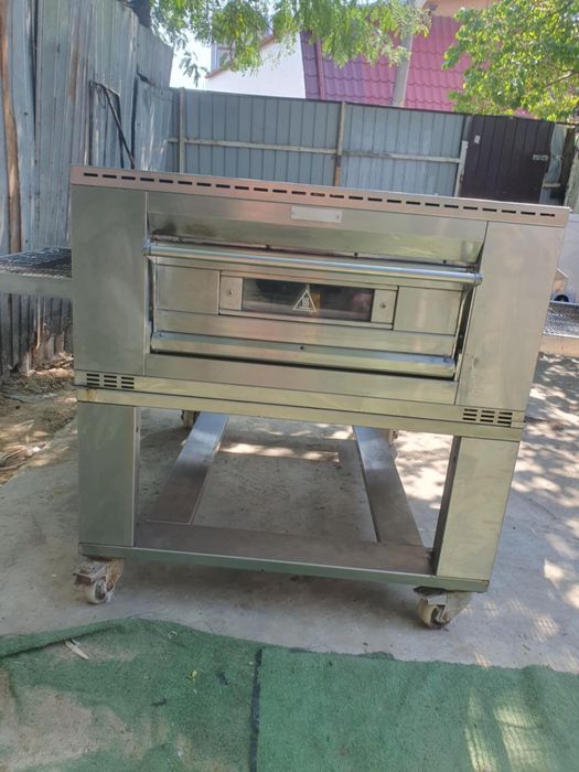 Vand cuptor pe gaz zanolli.