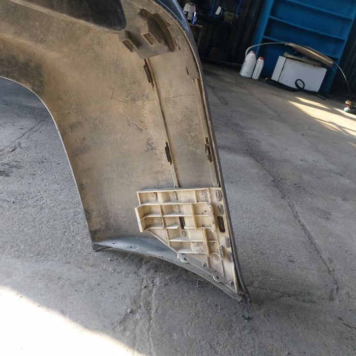 Бампер оригинал. Ауди Б4