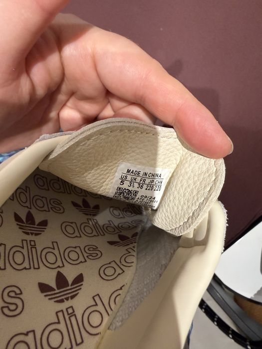 Продам Adidas Samba новые