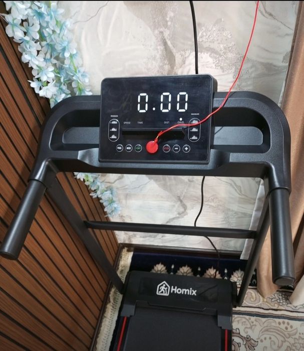 Беговая дорожка модел Redix P-10 умная беговая дорожка