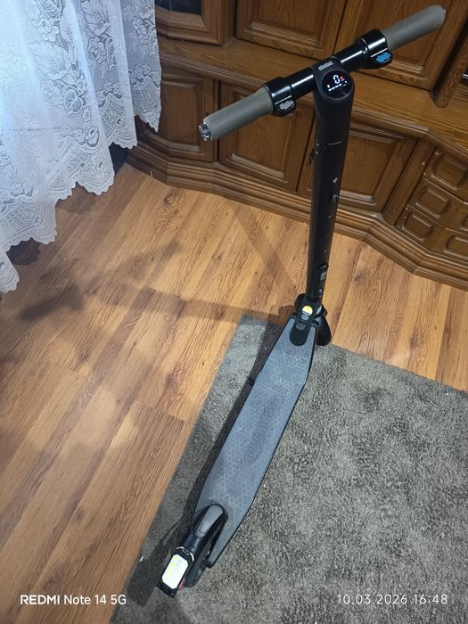 Vând trotineta  ninebot