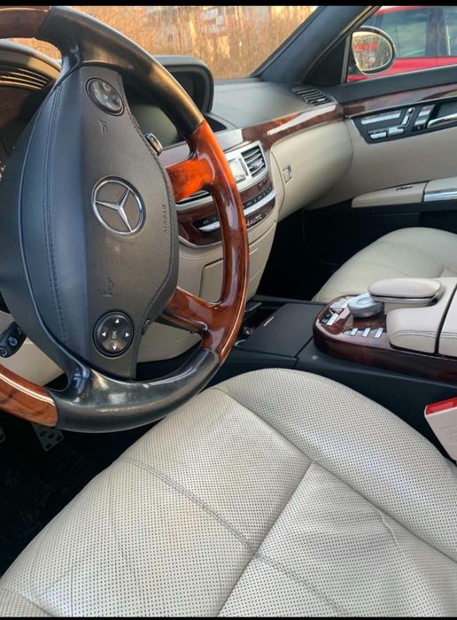 Мерцедес s500 4matic 2008г.