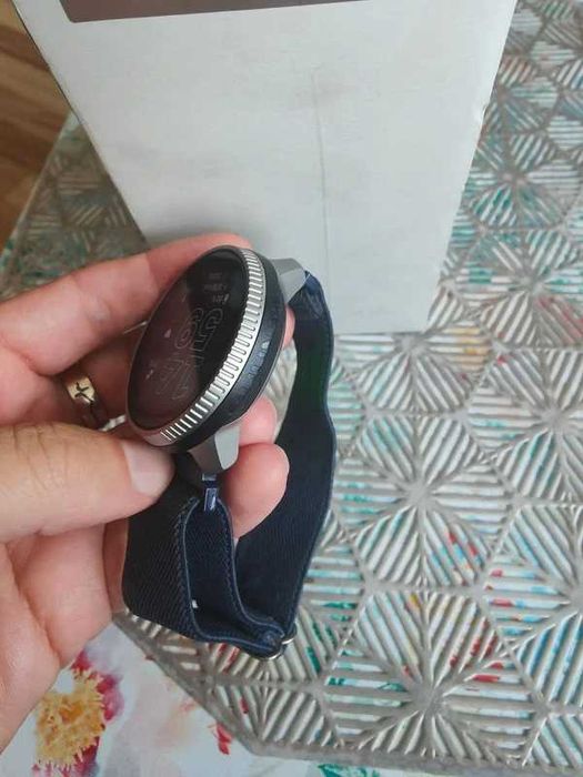 Suunto Race Titanium Charcoal -- Sapphire crystal