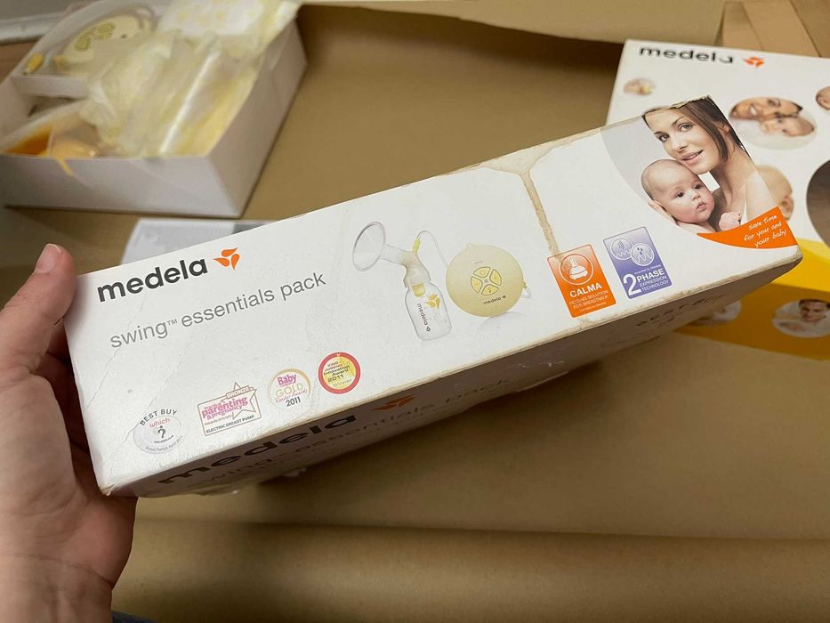 Продава се Medela Swing Essentials Pack