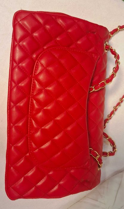 Продам сумку Chanel Classic Flap