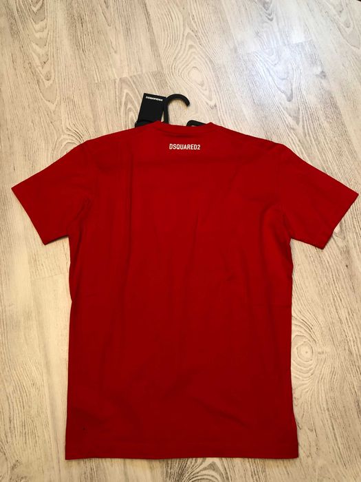 Dsquared2 tricouri S-M, retail 325 euro