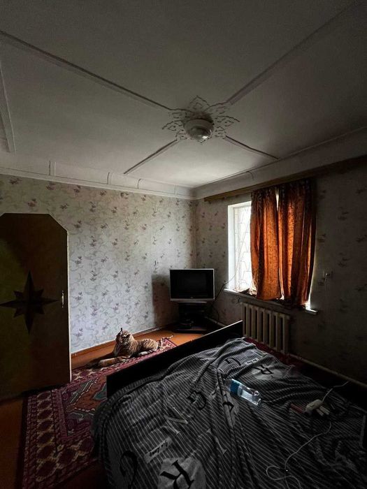 Срочно сдается дом 5 комнат,8 соток.ул.Мухтара Ашрафий