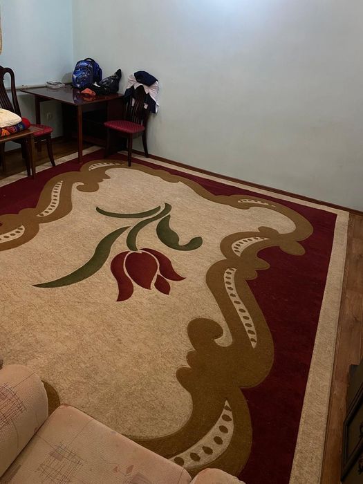 Продаётся большой ковёр