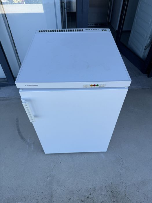 Малък Фризер Либхер 4чекмеджета