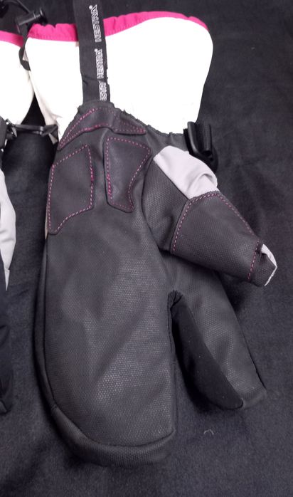 Eska, Hestra, The North Face ръкавици