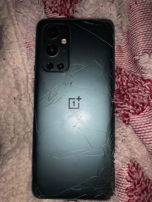 One Plus 9 pro de jocuri.