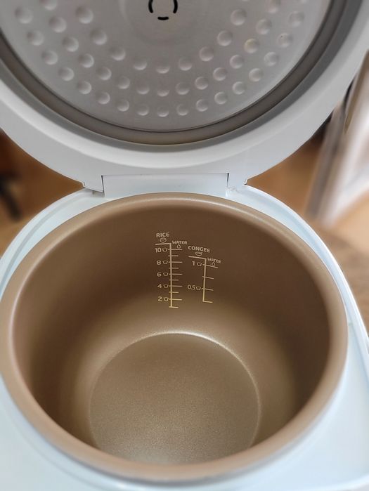 Multicooker Philips HD3037