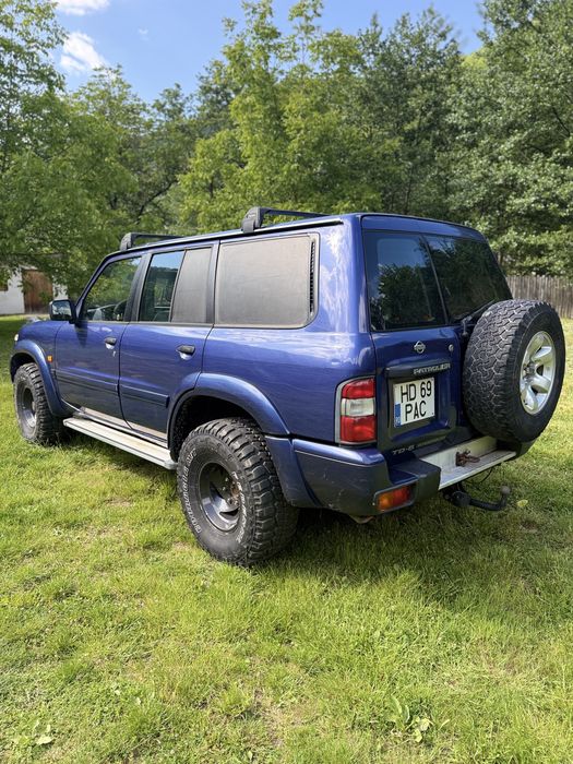 Nissan Patrol 2.8 TD6 - Autoutilitara 4 locuri