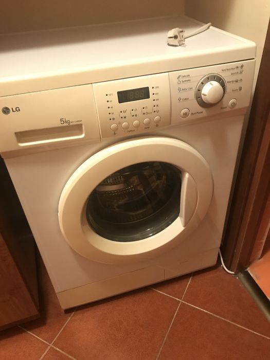 Chirie apartament 2 camere si parcare Muzeul Apei,Floresti