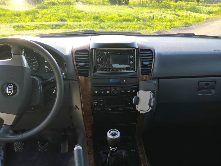 Vand Kia Sorento 2.4 benzina,146 cp,teactiune 4x2/4x4,reductor