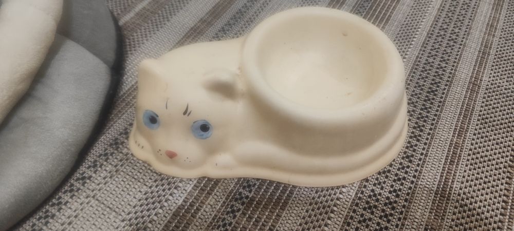 Лежанка  домик для кошек