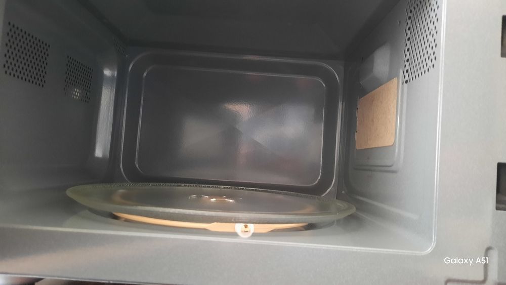 Cuptor microunde