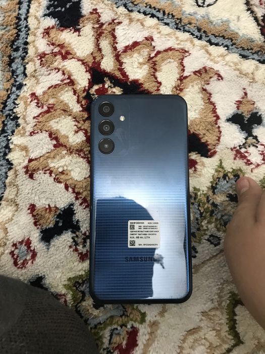 Samsung Galaxy m15 в идеальном состоянием