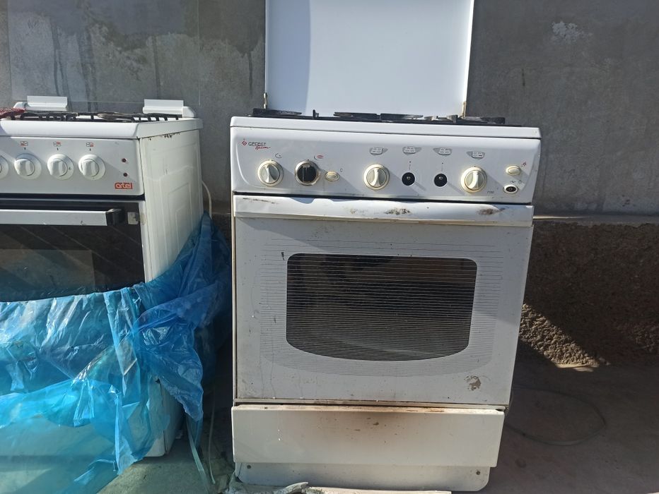 Газ плита сотилади б/у