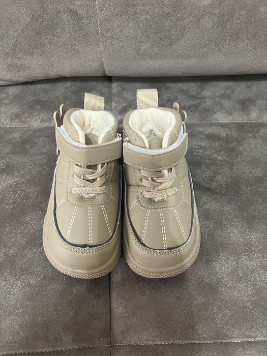 Новые Сапожки теплые 23 размер.