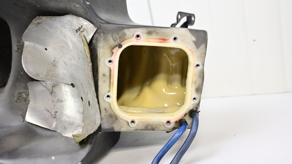 Rezervor Benzina Aprilia RSV 1000 Mille 2001 - 2003