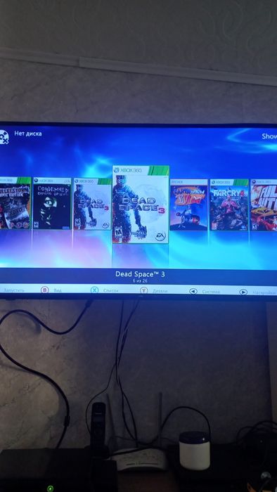 Продам X box 360e