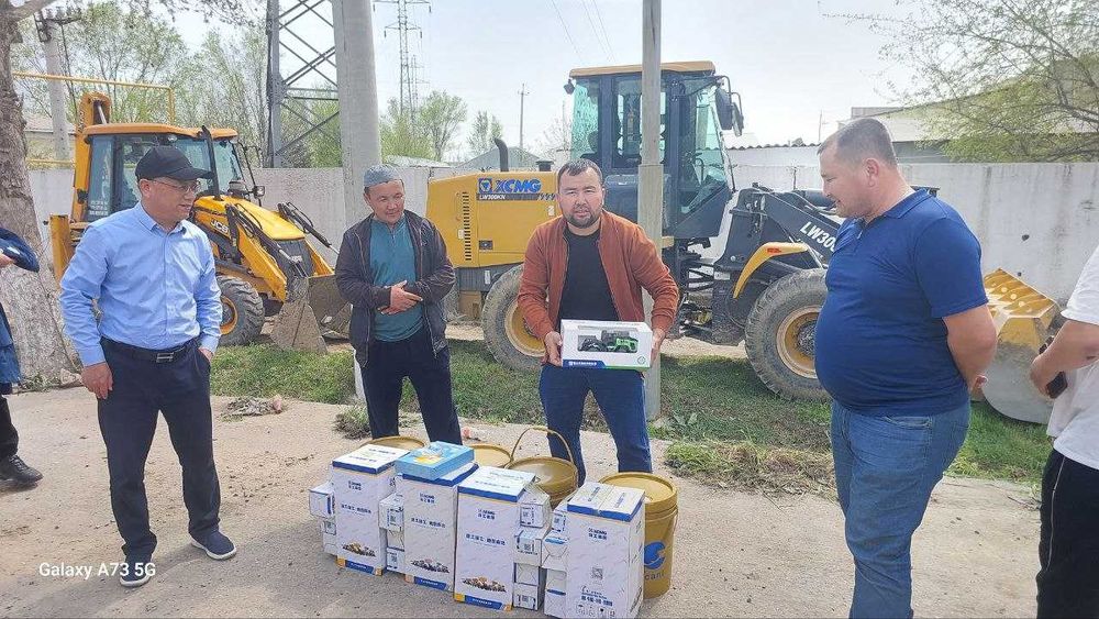 На складе! Продаться Сотилади XCMG LW300KN погрузчик  1,8 M3 Джойстик