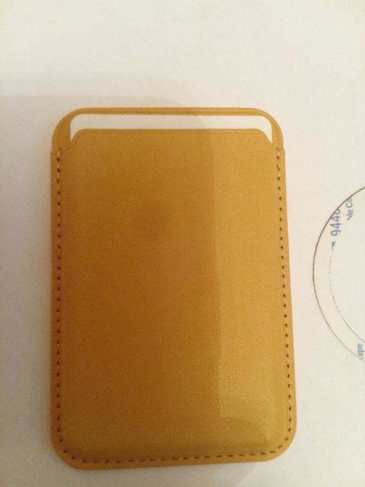 Чехол картхолдер MagSafe  на iPhone