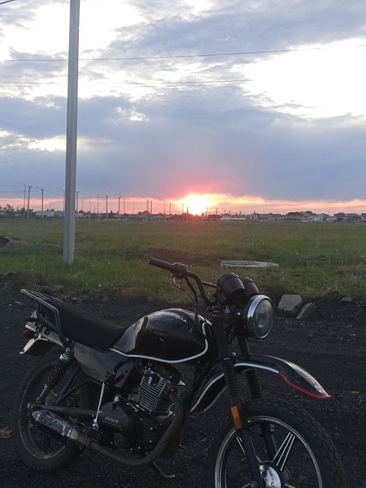 Мотоцикл GSX-200