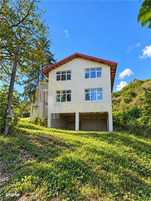 Proprietate cu potential turistic si rezidential || Teren de 4.300 mp